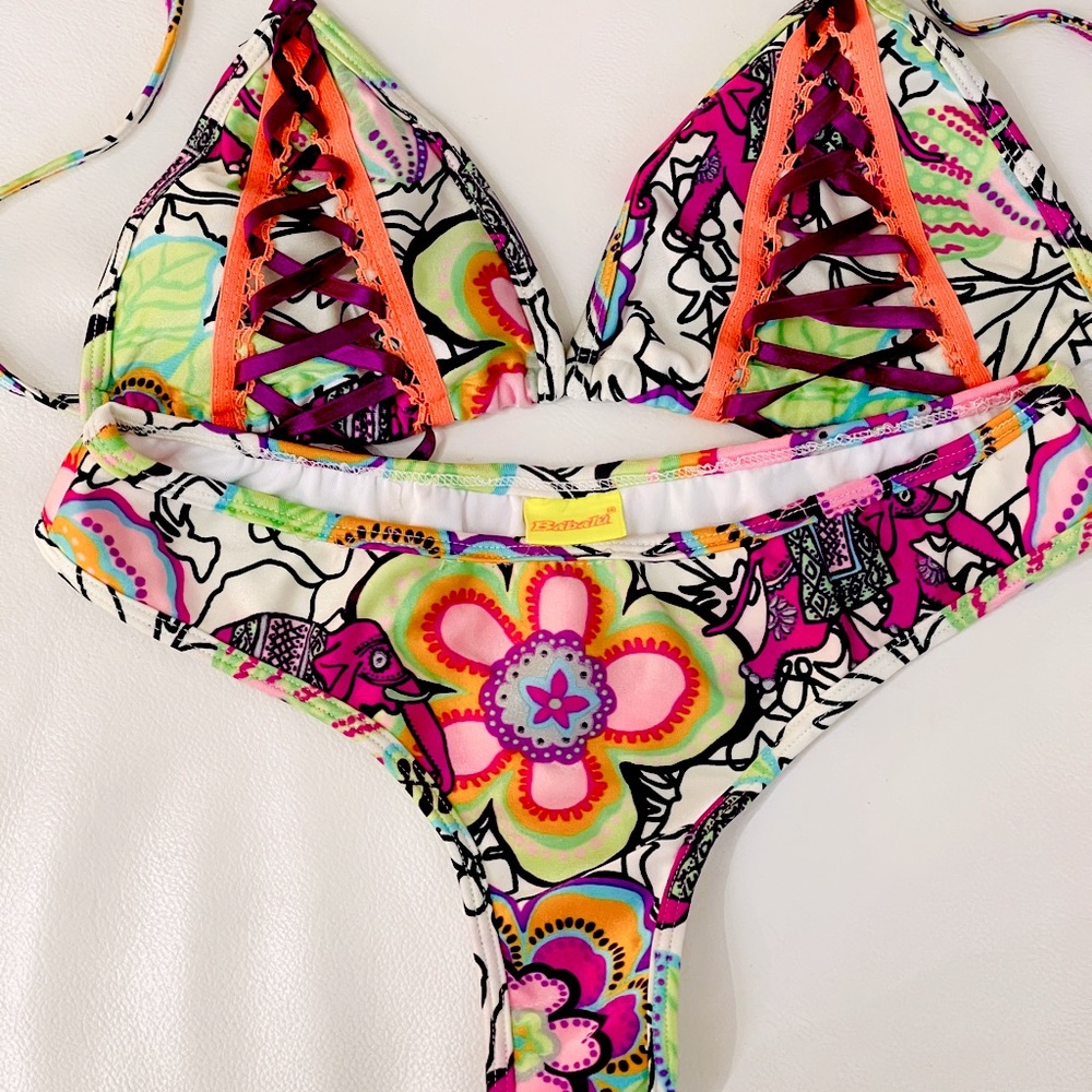 Babalu Beautiful and colorful bikini set